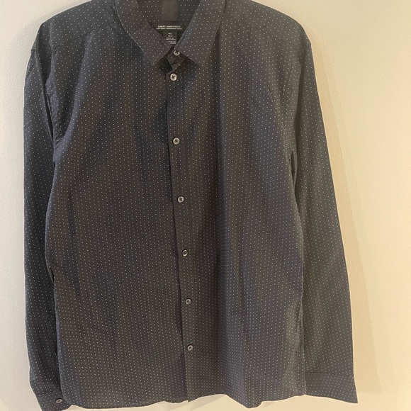 H&M Mens Dress shirt Size L. Brand New, Never Worn, Past the return date. - Picture 1 of 3